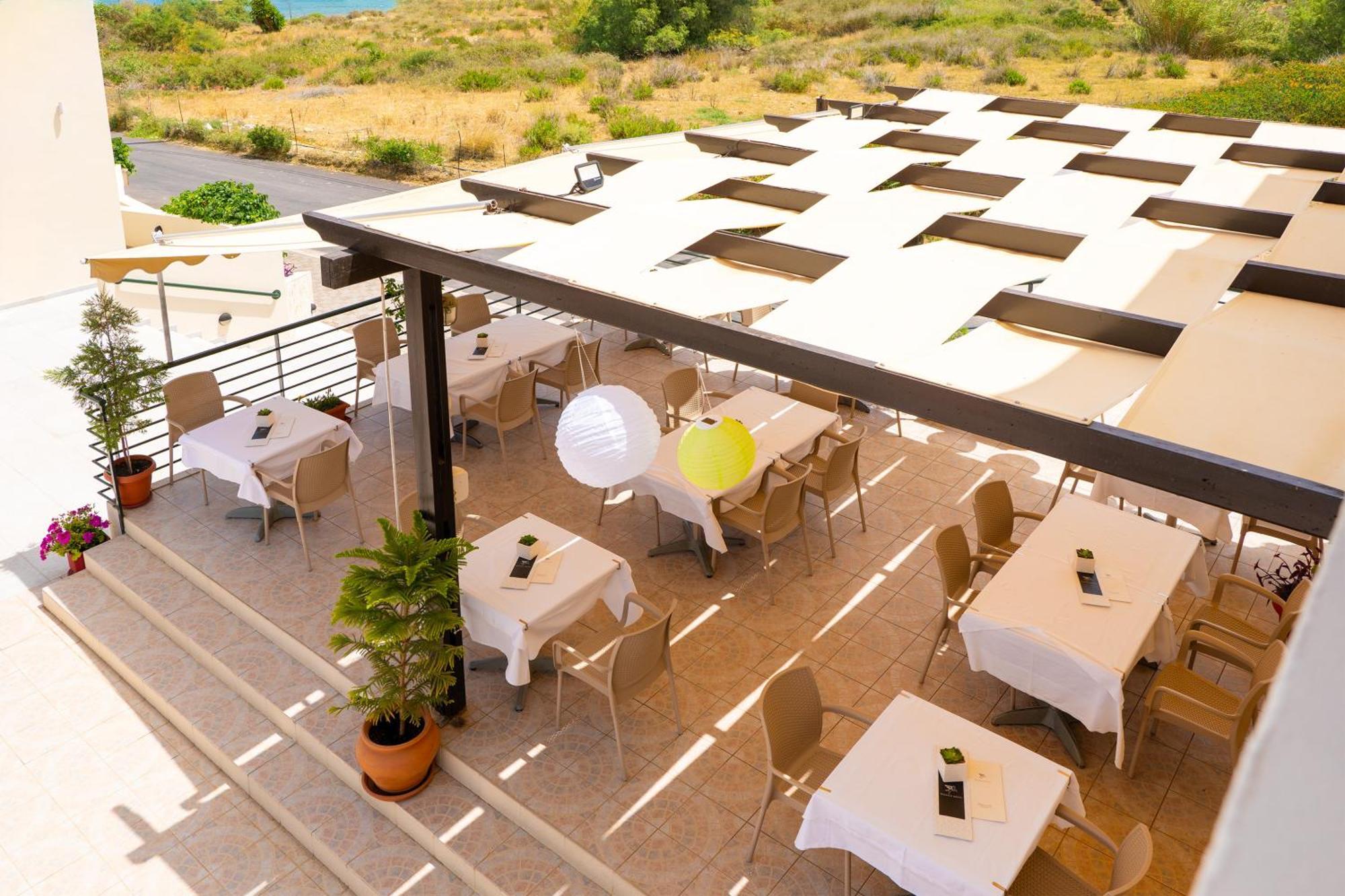 Pegasus Hotel Stalós Екстериор снимка
