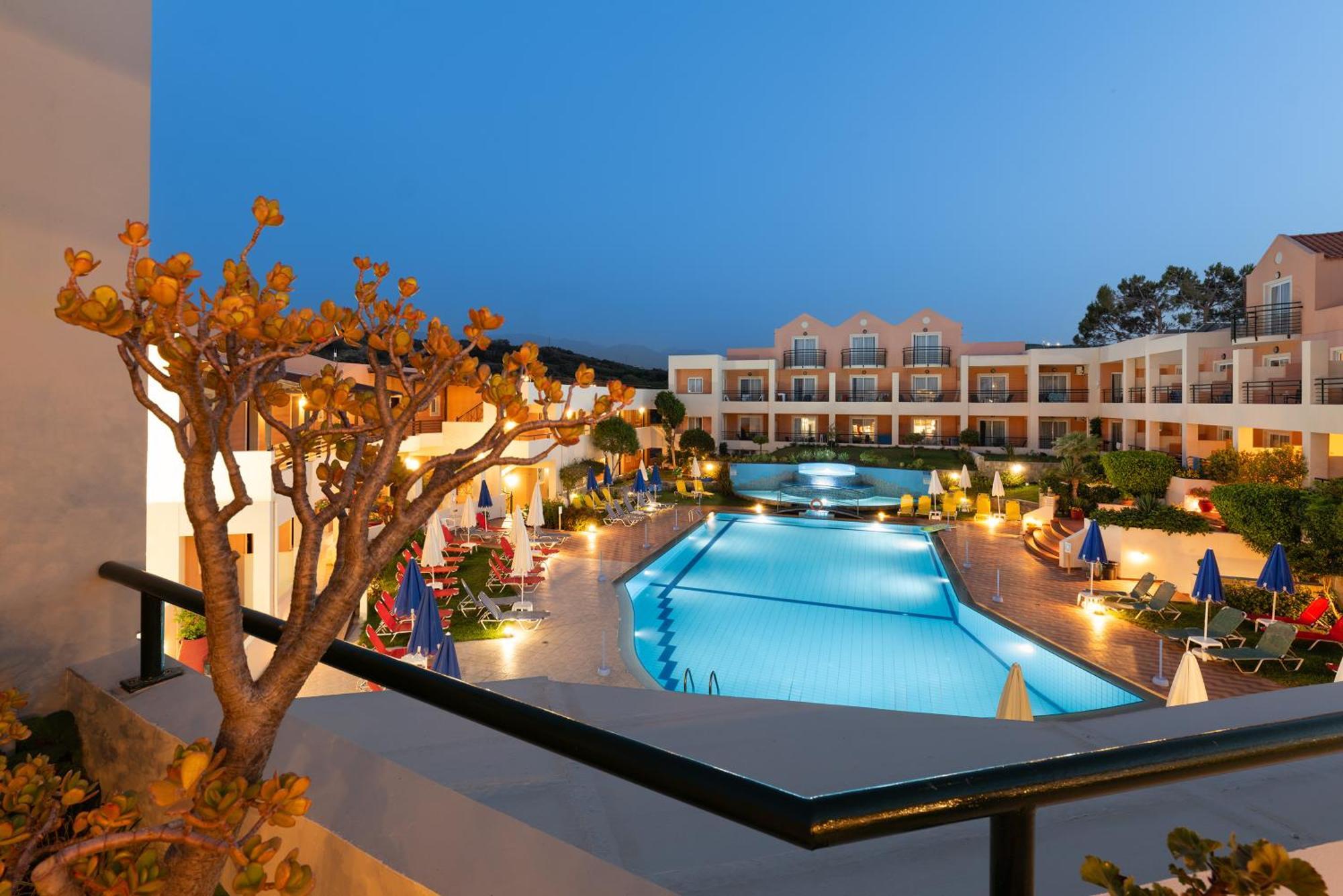 Pegasus Hotel Stalós Екстериор снимка