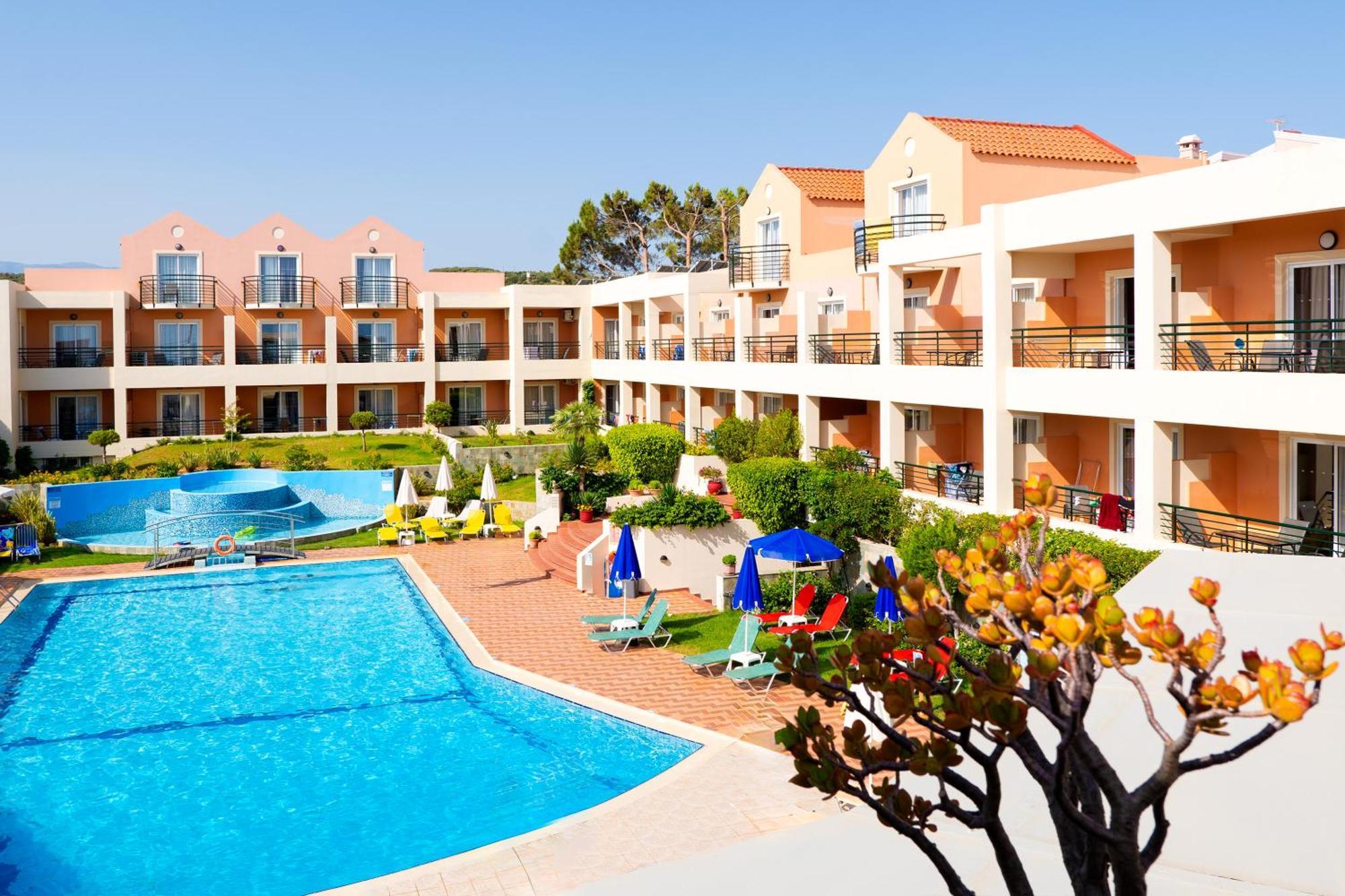 Pegasus Hotel Stalós Екстериор снимка