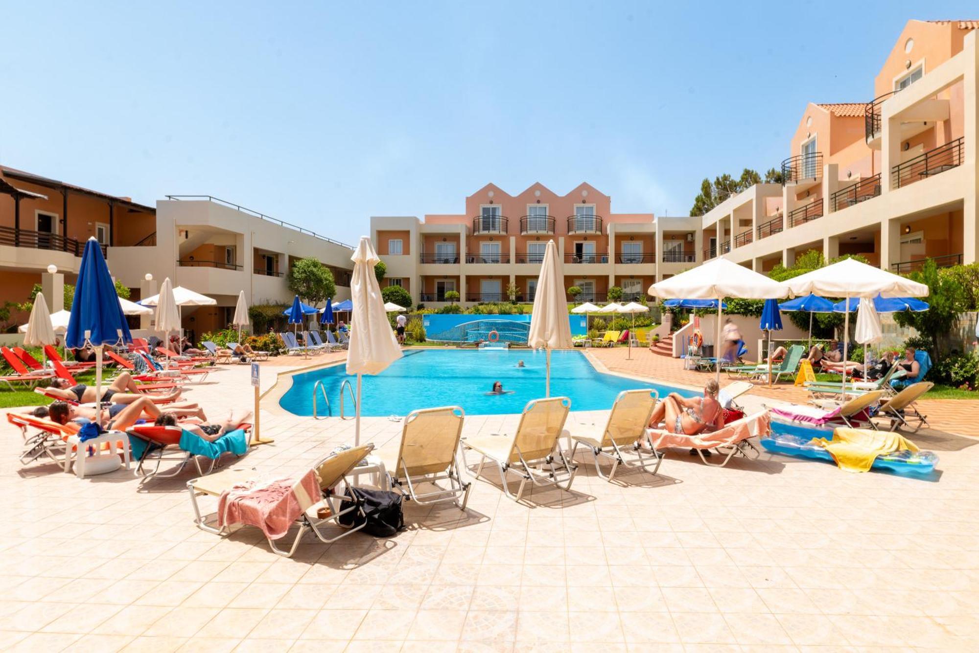 Pegasus Hotel Stalós Екстериор снимка