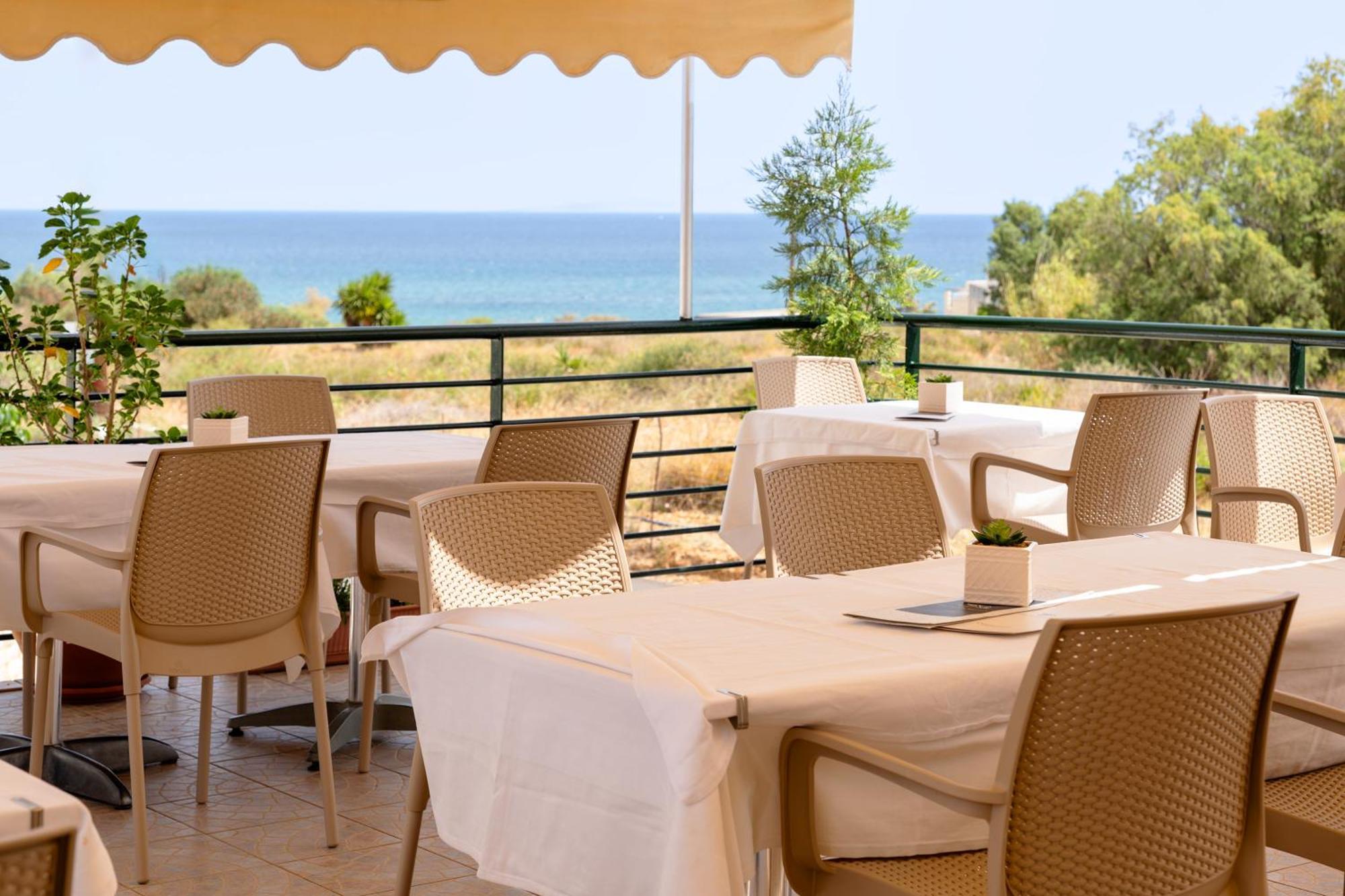 Pegasus Hotel Stalós Екстериор снимка